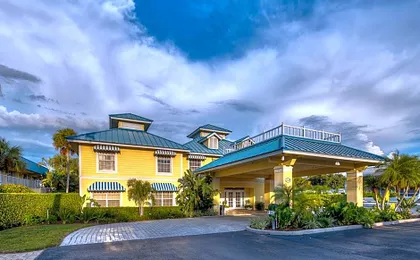 Naples Garden Inn