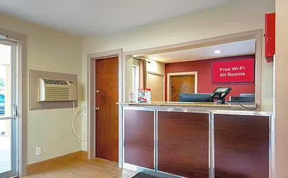 Red Roof Inn Cameron