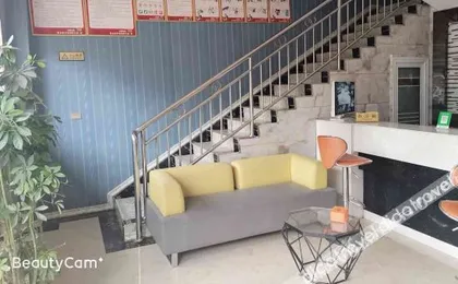 Ziyun Rose Theme Hotel