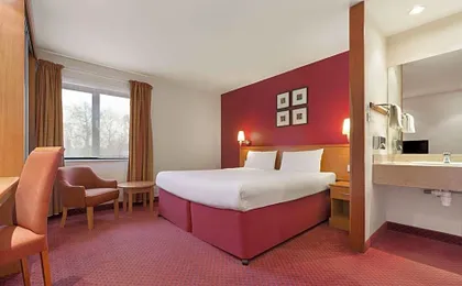 Days Inn by Wyndham Stevenage North