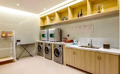 Atour Hotel Tianshui Shoth High-Speed Railway Xihuang Avenue
