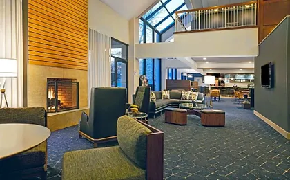 Courtyard by Marriott Chicago Elmhurst/Oakbrook Area