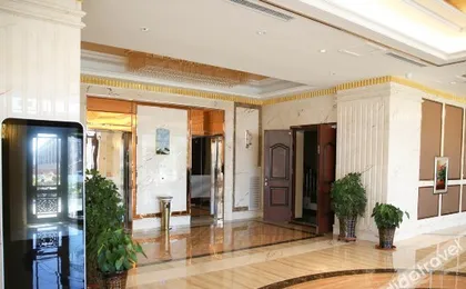 Dongfang Jinhui Hotel
