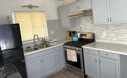 Americas Best Value Inn & Suites Royal Carriage