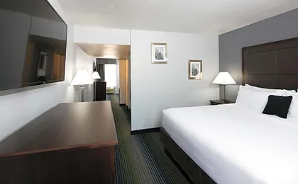 Red Lion Inn and Suites Tucson Downtown