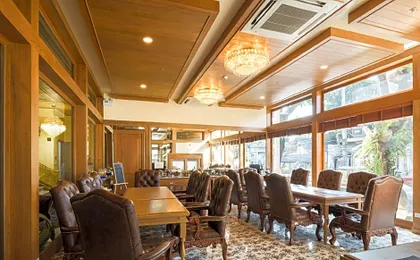 Peak Nimman Prestige Hotel