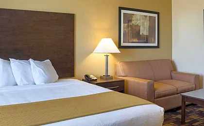 Quality Inn & Suites Minot North