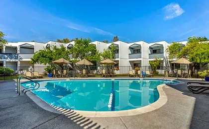 Best Western Plus Wine Country Inn & Suites