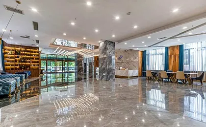 Starway Hotel Korla Shihua Avenue
