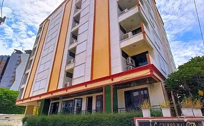 Noble Place Hotel