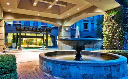 DoubleTree by Hilton North Vancouver