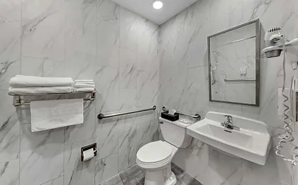 Quality Inn & Suites Sacramento Downtown Area