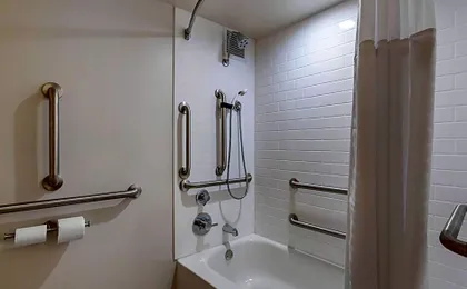 Quality Inn Lexington - Horse Park