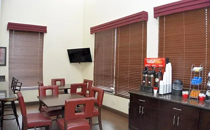 Red Roof PLUS+ & Suites Chattanooga - Downtown