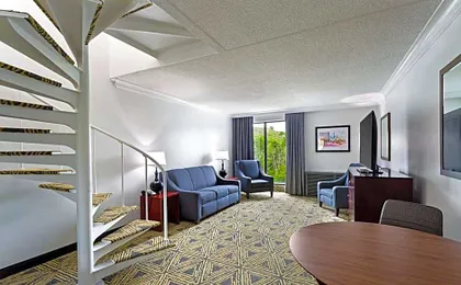 DoubleTree by Hilton Washington Meadow Lands Casino Area