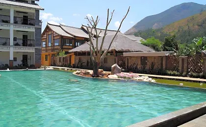 Putuoquan Hot Spring Resort