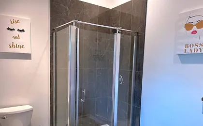 Seymour Private Bedroom, Ensuite Bathroom with Shared Pool, Hot Tub with Views