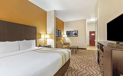 La Quinta Inn & Suites by Wyndham South Bend