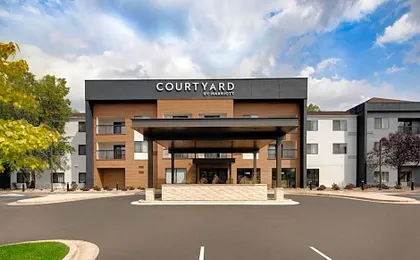 Courtyard by Marriott Grand Rapids Airport