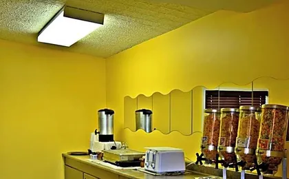 Centre Suite Inns Motel