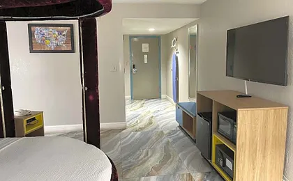 Days Inn by Wyndham Jersey City