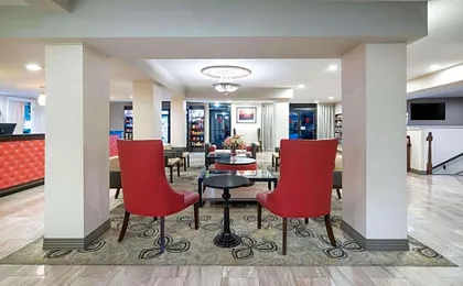 Ramada by Wyndham Burbank Airport