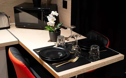 Capsule Secret - Jacuzzi - Netflix & Home cinéma - Jeux de couple - Barre de pole dance