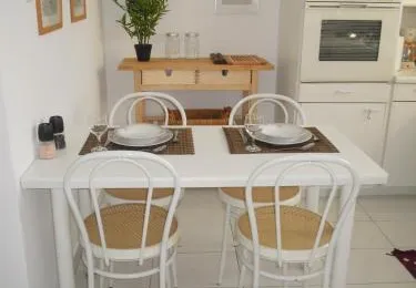 Reas Apartment