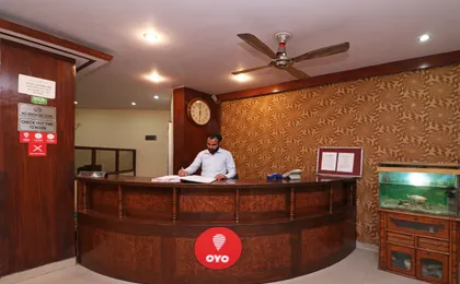 OYO 9148 Hotel Global Inn