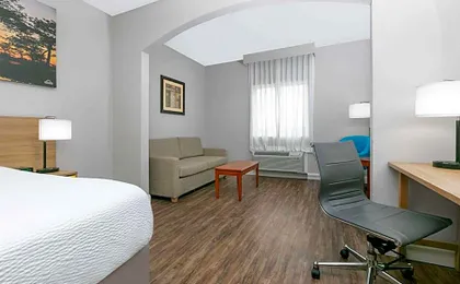 Days Inn & Suites by Wyndham Cabot