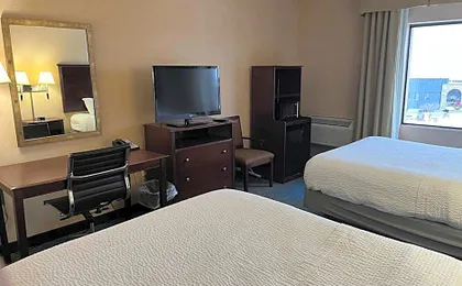 Days Inn by Wyndham Duluth Lakewalk