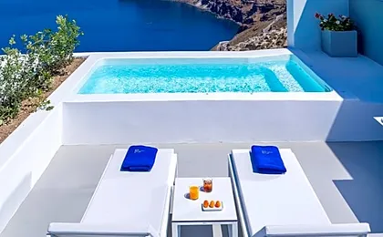 Alti Santorini Luxury Suites