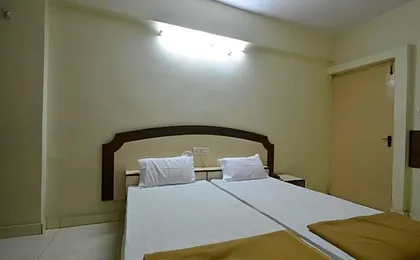 Hotel Maya Deluxe