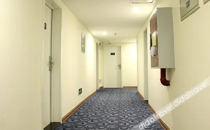 7 Days Premium Hotel (Chengdu Yulin Road Nijiaqiao Subway Station)