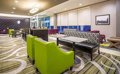 La Quinta Inn & Suites by Wyndham Clifton Park/Saratoga Area