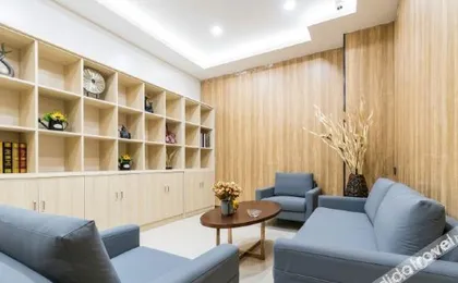 Shangkeyou Hotel(Dayanta Subway entrance)