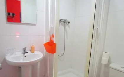 BARCELONA CITY NORTH HOSTAL