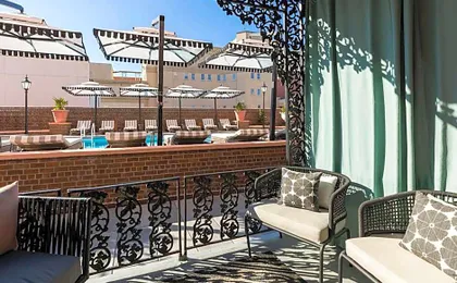 Mills House Charleston, Curio Collection by Hilton