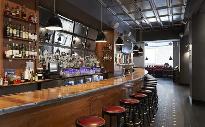 Bar