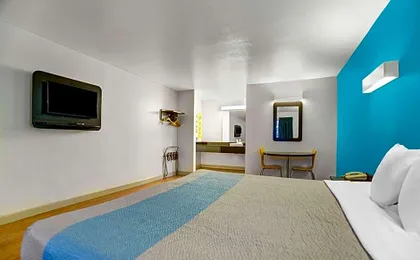 Motel 6-Anderson, CA - Redding Airport