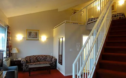 Port Augusta Inn
