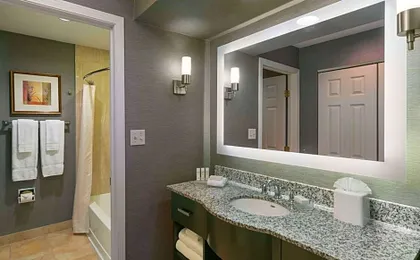 Homewood Suites By Hilton Chicago/Schaumburg