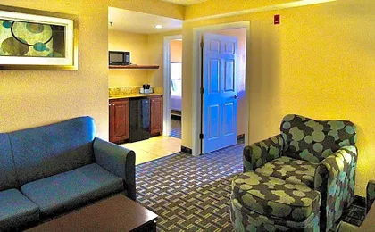 Holiday Inn Express Hotel & Suites Cocoa Beach By IHG
