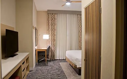 Hampton Inn & Suites Denver-Speer Boulevard