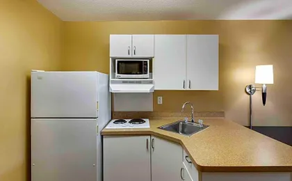 Extended Stay America Select Suites - Milwaukee - Waukesha