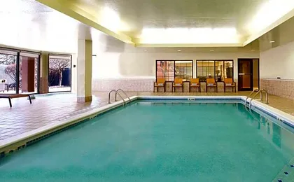 Country Inn & Suites by Radisson, Columbus-Edinburgh