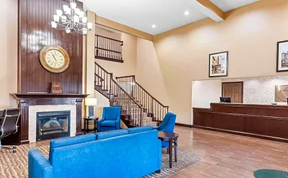 Comfort Inn & Suites Heath - Newark South