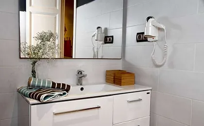 AinB Eixample-Miro Apartments