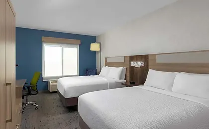 Holiday Inn Express & Suites Sacramento NE Cal Expo By IHG