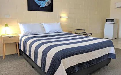Sail Inn Motel
